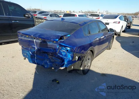 2025 Kia K4 Lxs из США, поврежденный, VIN 3KPFT4DE9SE212243